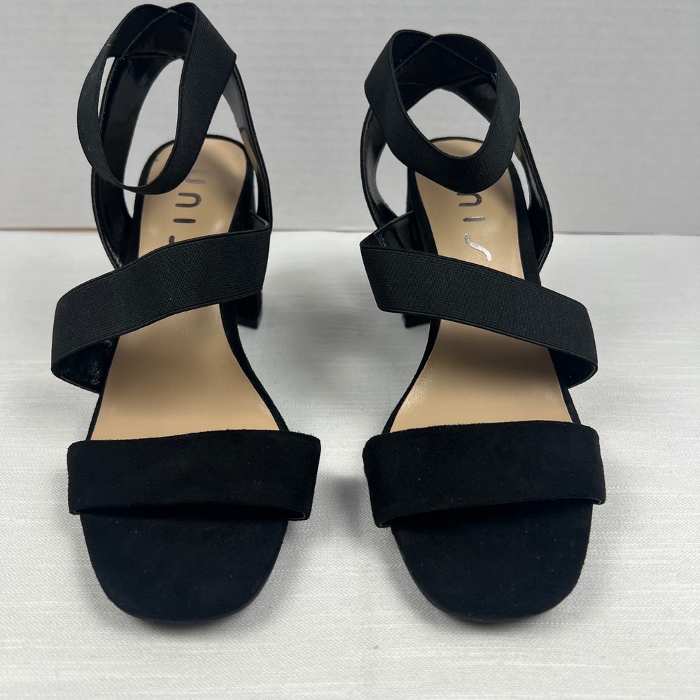 Unisa Black Block Heel Sandals Elastic Straps Suede Texture Womens 6M